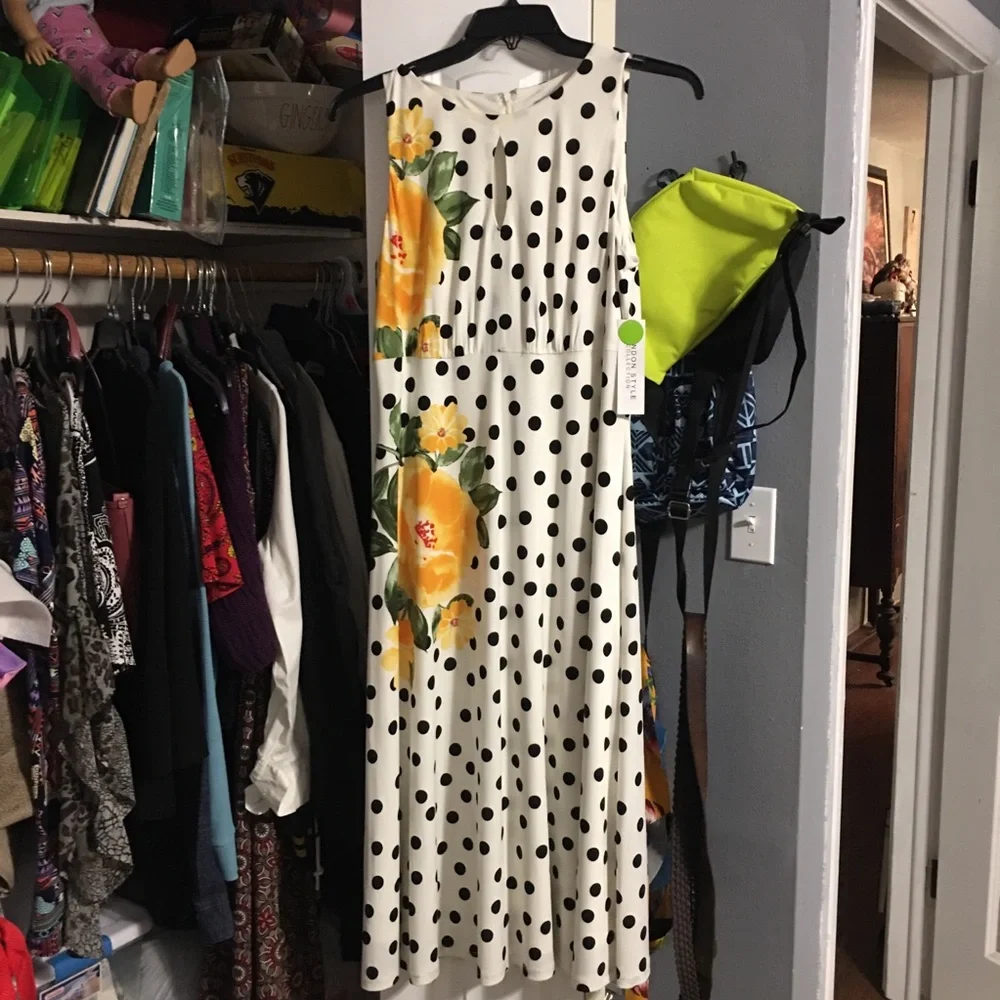 NWT Dress - Picture 1 of 5